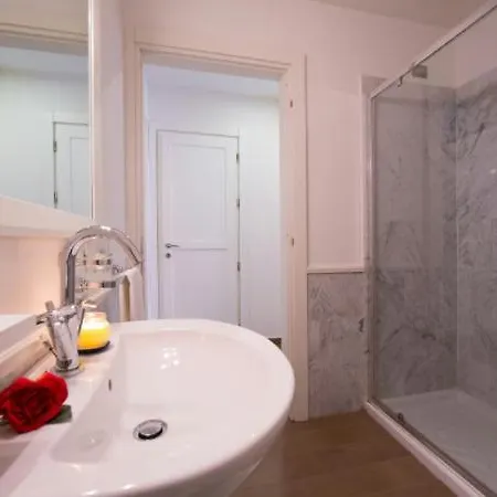 Sleeps 4 Pool T421413